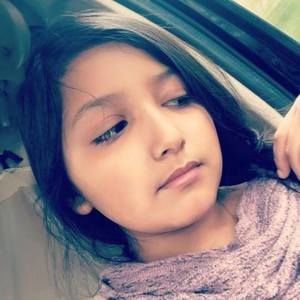 Meet your Posher, Maritza